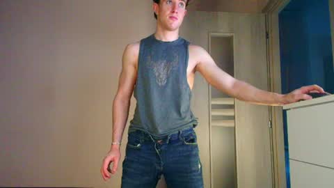 Snapshot of christianlevine_ chatting on 07.13.26 UPVOTE ME ------ ILL DO SOMETHING FOR FREE online show from 07.13.26