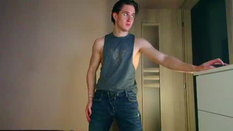 Snapshot of christianlevine_ chatting on 07.14.26 UPVOTE ME ------ ILL DO SOMETHING FOR FREE online show from 07.14.26