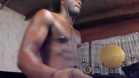 Christian Lewis online show from 03.08.25