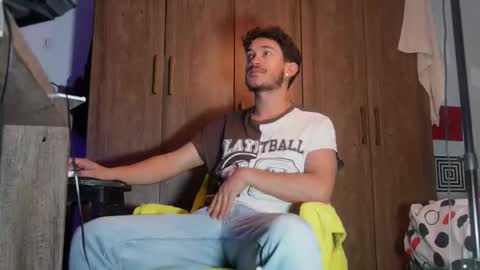 Snapshot of christianonlyfansx chatting on 02.25.26 Christianonlyfansx online show from 02.25.26