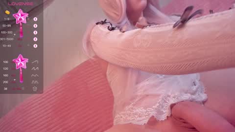 Snapshot of christinaloveu chatting on 12.15.24 crisss online show from 12.15.24