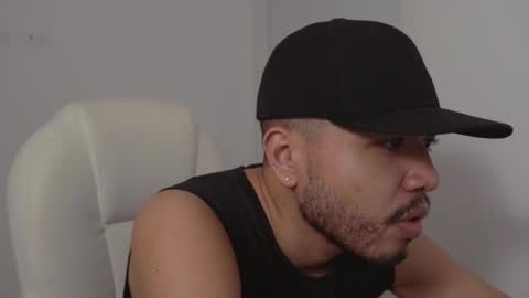 Snapshot of christopherdav chatting on 12.24.24 Chris online show from 12.24.24