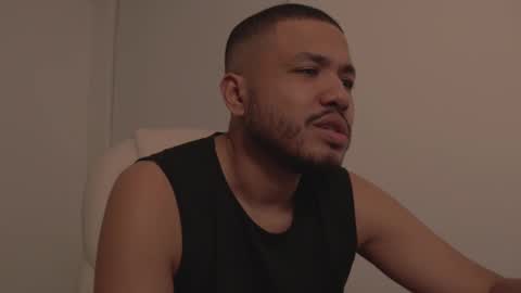 Snapshot of christopherdav chatting on 01.08.25 Chris online show from 01.08.25