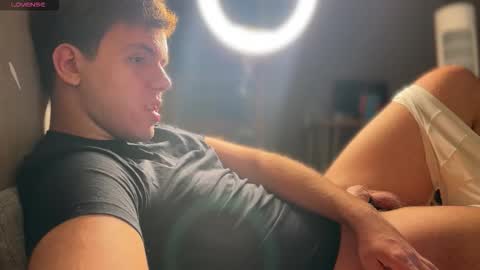 Snapshot of christophertan chatting on 09.12.25 Christopher online show from 09.12.25