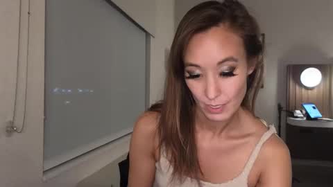 Snapshot of christy_love chatting on 01.02.25 Christy Love online show from 01.02.25