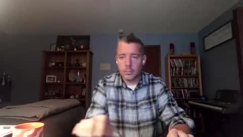 Snapshot of chrisw8121 chatting on 11.24.25 chrisw8121 online show from 11.24.25