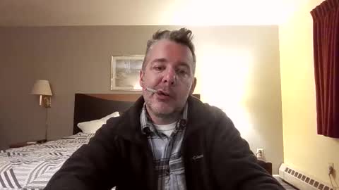 Snapshot of chrisw8121 chatting on 12.03.25 chrisw8121 online show from 12.03.25