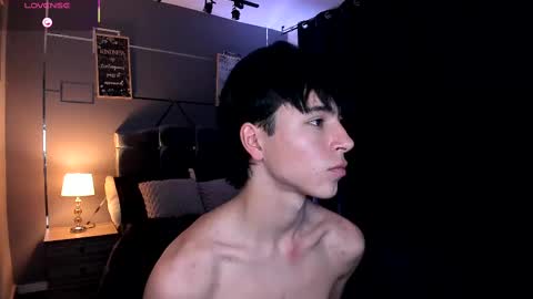 chrristopher77 online show from 09.13.25