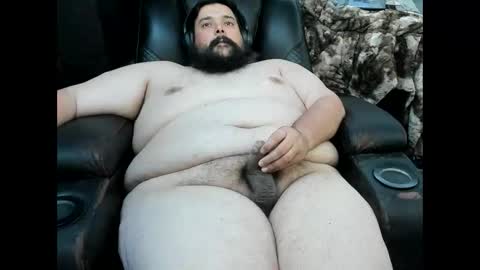 Snapshot of chubbnuncut chatting on 04.30.26 chubbnuncut online show from 04.30.26