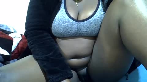 Snapshot of chubby_queenie07 chatting on 07.10.26 DivaDee online show from 07.10.26