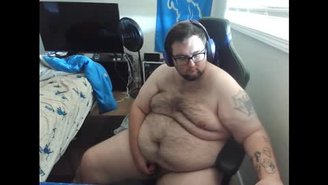 Snapshot of chubbyyxsteven chatting on 12.05.25 Steven online show from 12.05.25