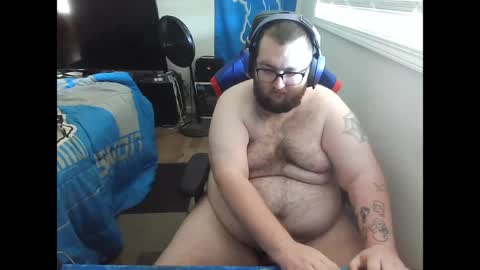 Snapshot of chubbyyxsteven chatting on 04.08.26 Steven online show from 04.08.26