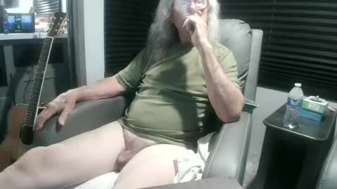 Snapshot of chuck3355257141 chatting on 07.17.26 chuck3355257141 online show from 07.17.26