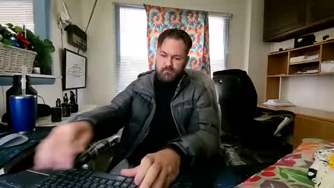 chuck7891 online show from 10.28.25