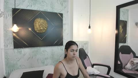 ...   ... online show from 03.05.25