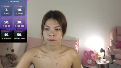 Mia online show from 12.22.24