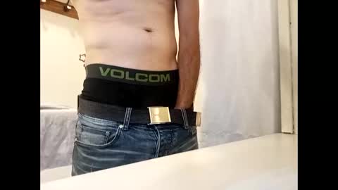 Snapshot of ciestep8216 chatting on 10.28.25 ciestep8216 online show from 10.28.25