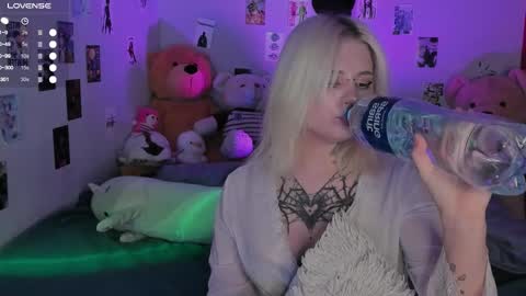 Helen and Teya online show from 11.19.25