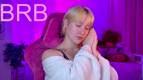 Cin Bellamy online show from 09.29.25