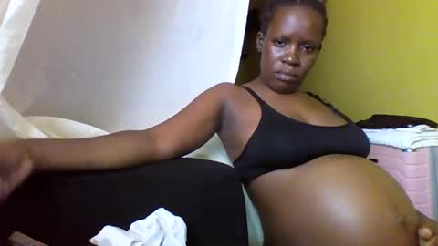 Snapshot of cinddy_14 chatting on 09.19.25 cinddy 14 online show from 09.19.25