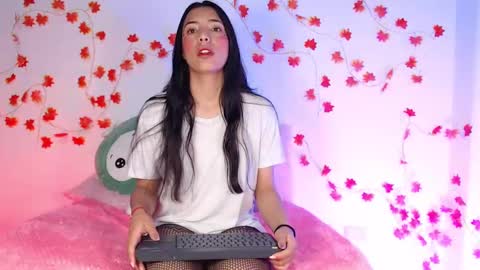 Sofi Eva and Mey online show from 03.01.25