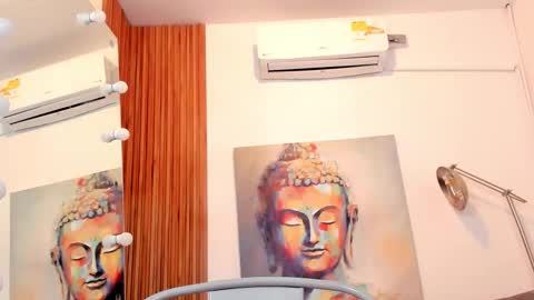 Cintia online show from 12.05.25