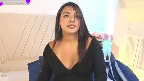 cinthia_cf online show from 10.10.25