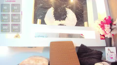 Cinthya  online show from 11.11.25