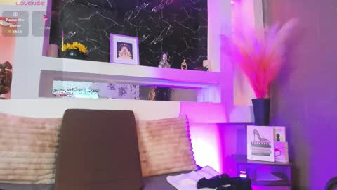 Cinthya  online show from 03.30.26