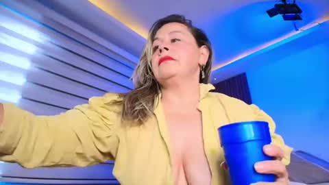 Cinthya online show from 06.19.26