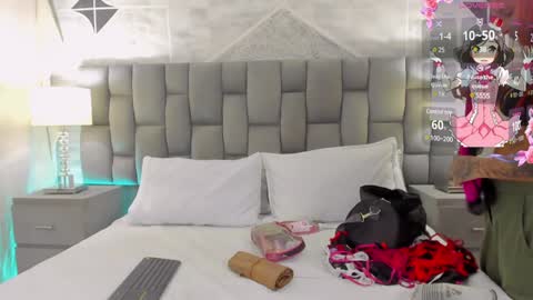 Snapshot of cintiacolins chatting on 12.16.24 CintiaCollins online show from 12.16.24