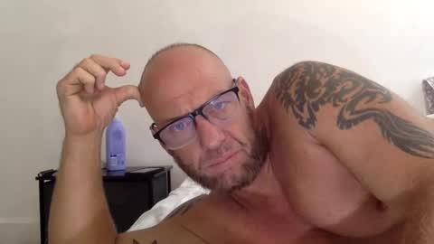 . online show from 11.05.25