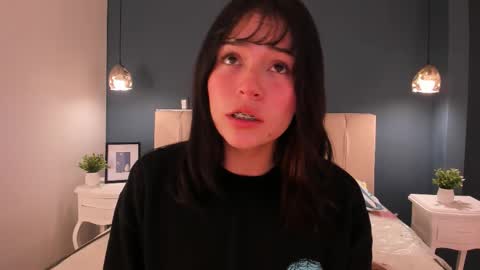 Anna online show from 02.05.26