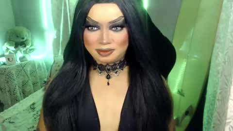 Snapshot of cj_parker69 chatting on 05.31.26 QUEEN CESS online show from 05.31.26