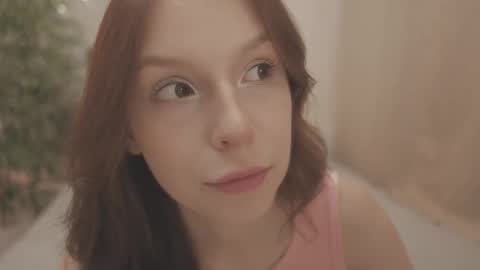 Snapshot of claire_bennett chatting on 10.03.25 Claire Bennett online show from 10.03.25