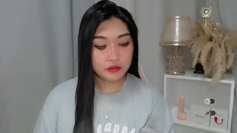 CLAIRE online show from 05.17.26