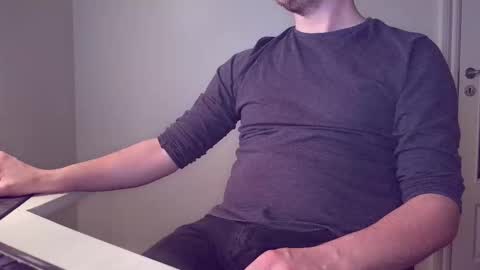 clamshive7 online show from 02.19.26