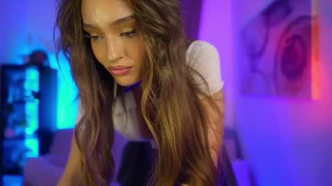 Clara smile online show from 11.03.25