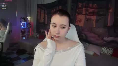 clarabenson online show from 10.27.25