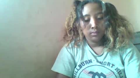 Clarah0123 online show from 02.17.25