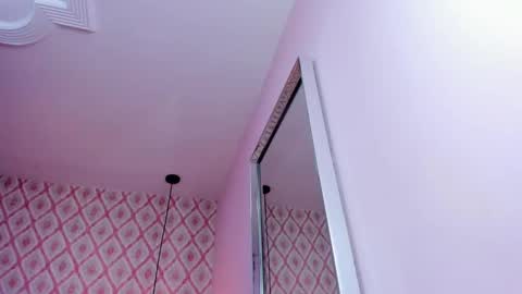 Snapshot of clarise_hall chatting on 12.24.24 C L A R I S E online show from 12.24.24