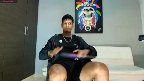 Juanpaindependent model online show from 01.18.25