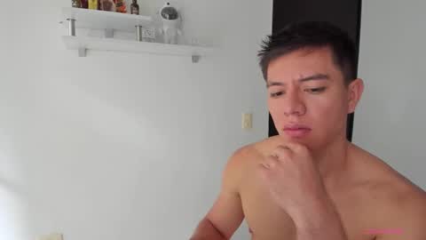 Snapshot of clark_bostom chatting on 02.04.26 clark online show from 02.04.26