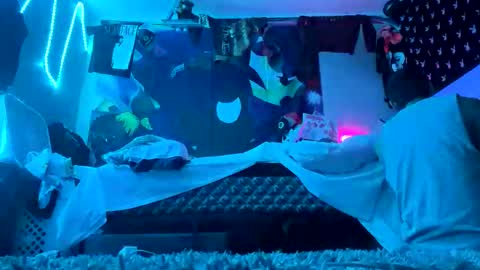 clarkshammer95 online show from 10.26.25