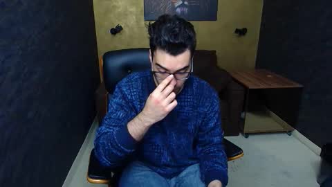 Snapshot of clarkslade chatting on 10.29.25 ClarkSlade online show from 10.29.25