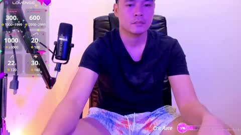 Snapshot of clarkyplaze chatting on 02.02.25 Clark online show from 02.02.25