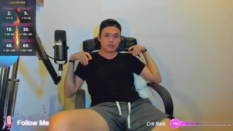 Snapshot of clarkyplaze chatting on 03.09.25 Clark online show from 03.09.25