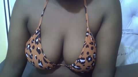 classy_zoey online show from 10.08.25