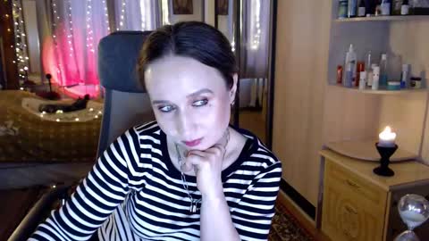 classyinna online show from 01.19.26