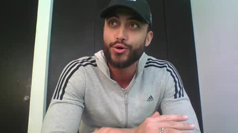 Snapshot of claybrown_ chatting on 05.02.26 Clay online show from 05.02.26
